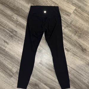 Black Lulu Lemon align leggings